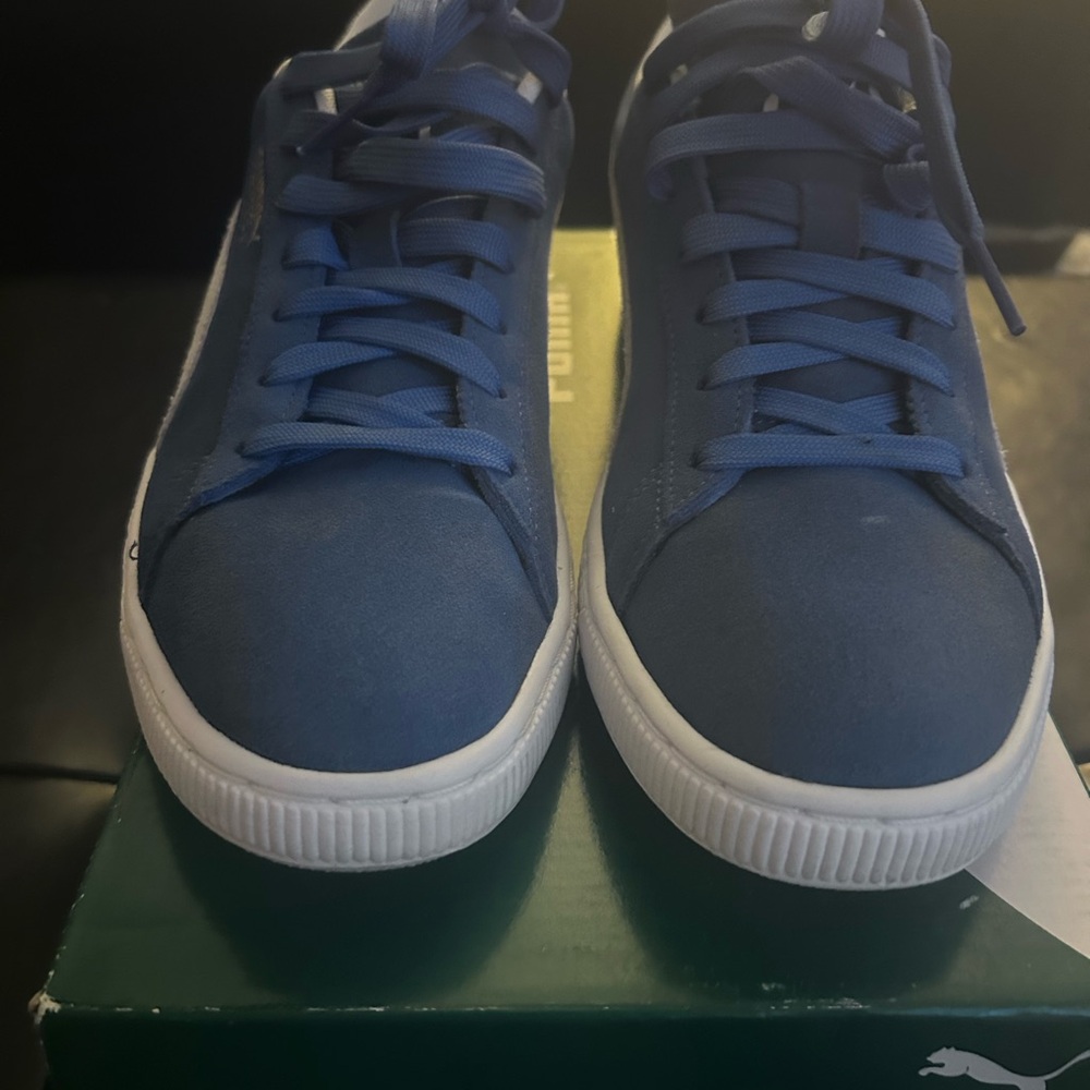 Puma Men's Blue Sneakers great condition light cleaning